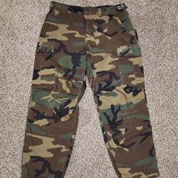 Vintage Combat Cargo Pants Medium X-Short 8415-01-084-1717 Button Fly Camouflage