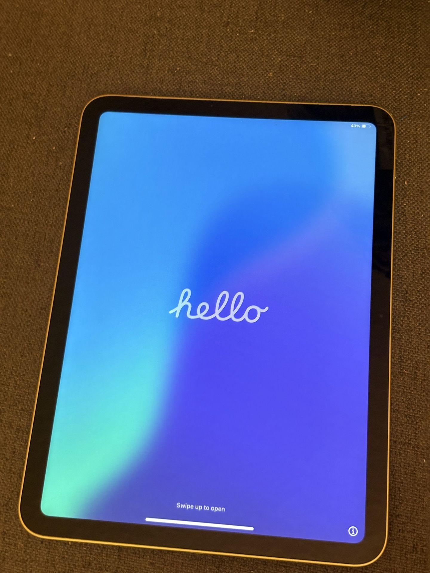 Apple iPad 2022 256gb with Magic Keyboard Bundle