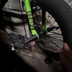 BICICLETA USADA COMO NUEVA