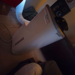 FRIGIDAIRE PORTABLE AIR CONDITIONER UNIT ONLY