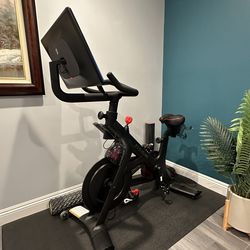 Peloton+ Ultimate Pkg