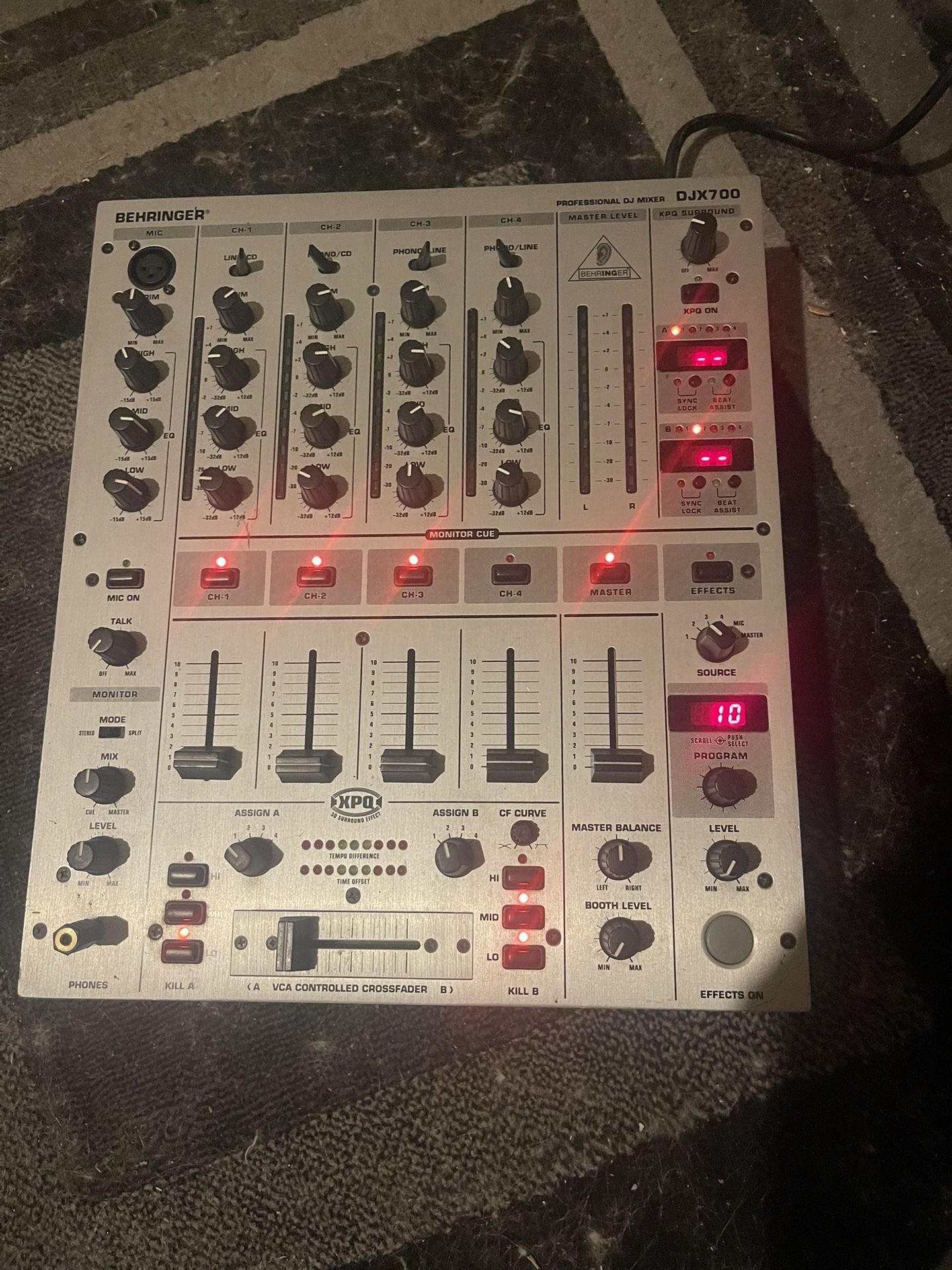 BEHRINGER Pro Mixer