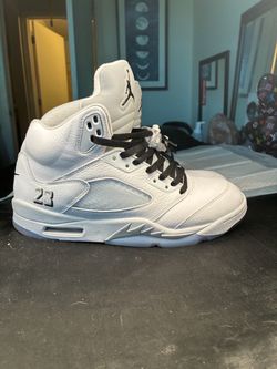Air Jordan 5 Retro White Black Sneakers size 10