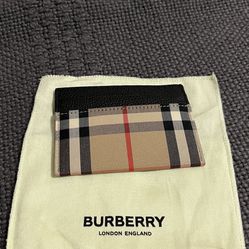 Burberry Card Holder Wallet New no tags 