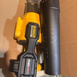 DEWALT FLEXVOLT 60V MAX 125 MPH 600 CFM Brushless Cordless Battery Powered Blower (Tool Only)
