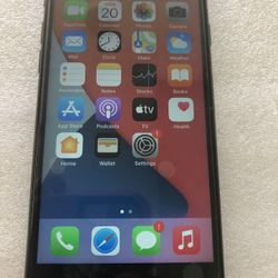 iPhone 8 factory unlocked to any carrier 64 GB great condition