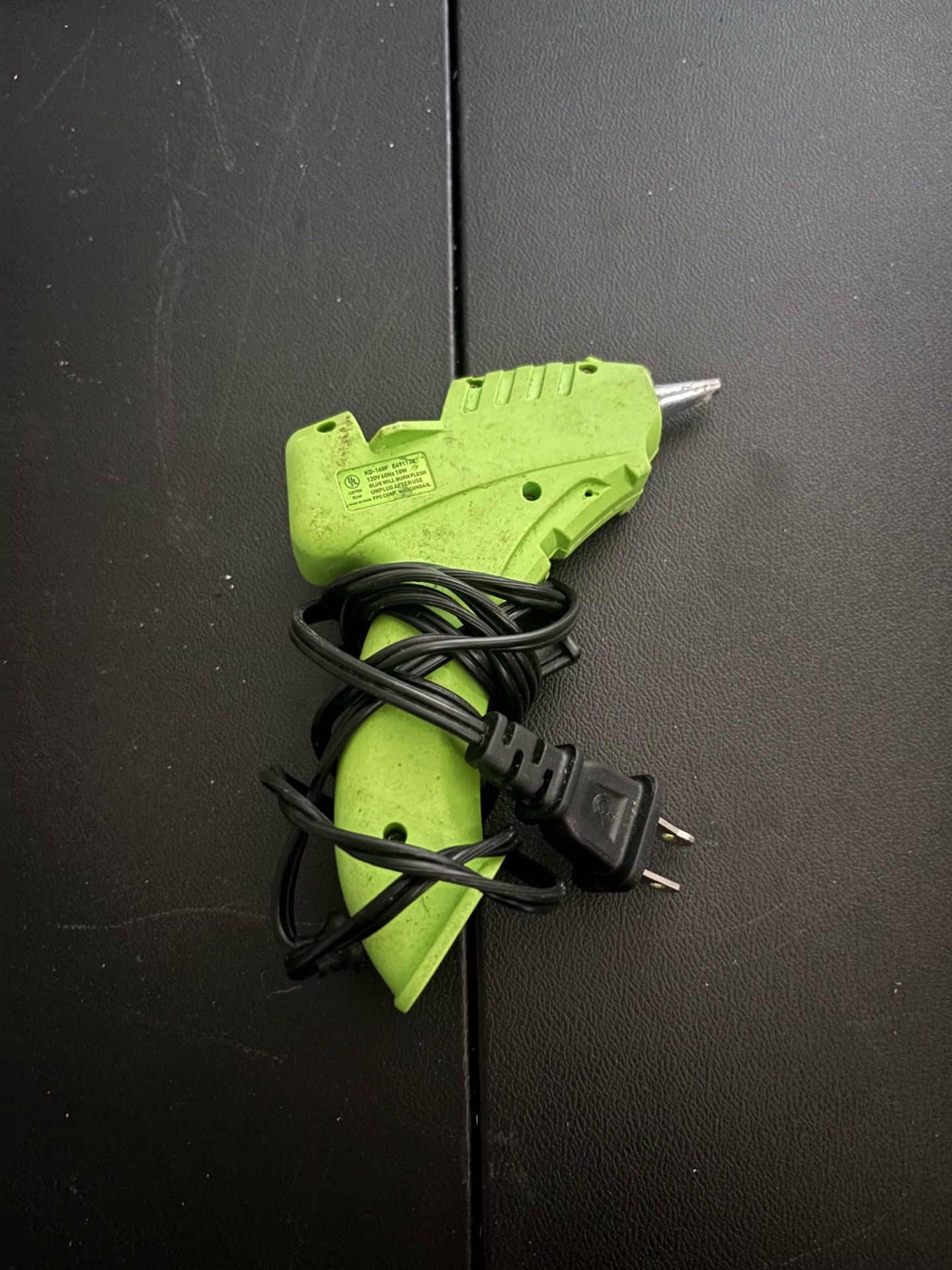 Hot glue gun