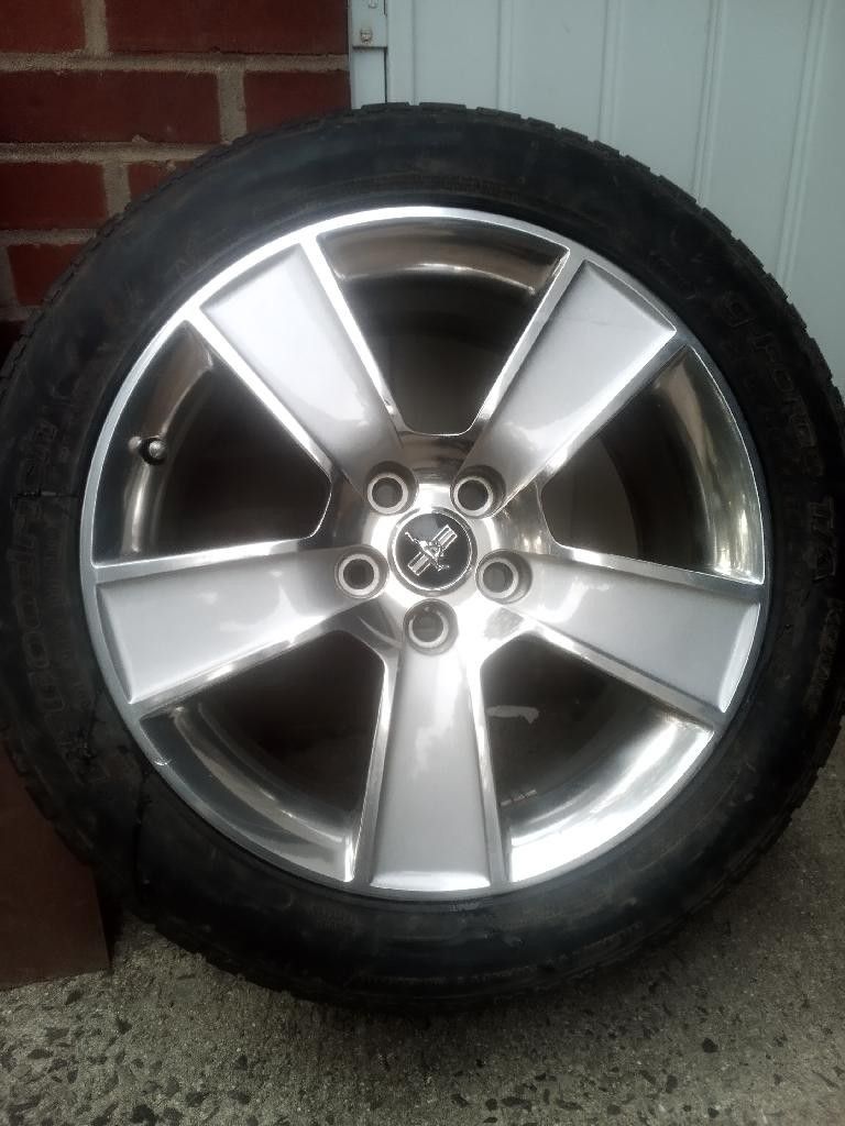 Used But Kinda Clean Original Mustang Rims With Tires 