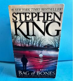 Stephen King Bag of Bones Pocket Book 1999 First Printing Paperback Horror Novel