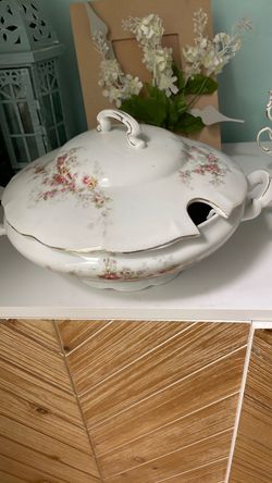 Vintage Porcelain Soup Tureen with Lid