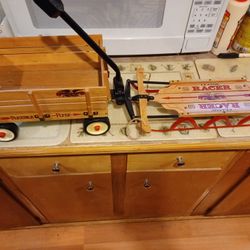 Flexible Flyer Tabletop Oak Wagon & Sled