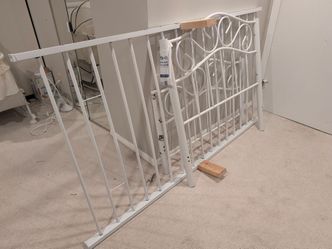 Free bed frame