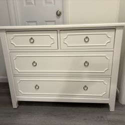 Pottery Barn Kids Ava Regency 4 Drawer Dresser