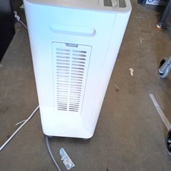 Used Portable Air Conditioner 