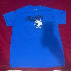 SIZE WOMAN SMALL Sanrio Hello Kitty Brooklyn Blue Graphic T-Shirt.