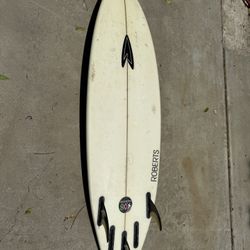 Roberts Modern 80’s Surfboard