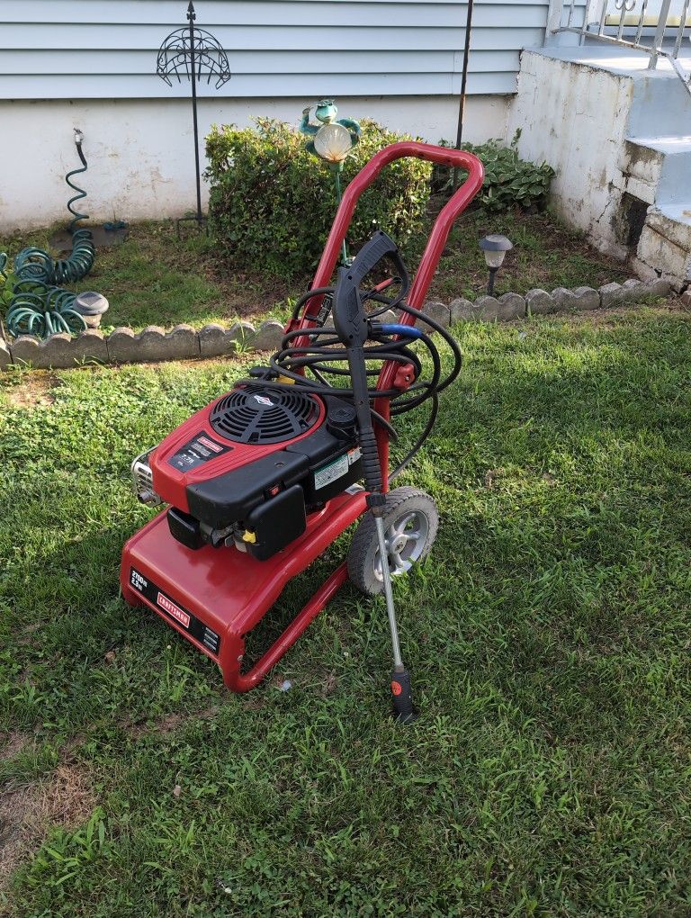 Pressure Washer 2700 Psi
