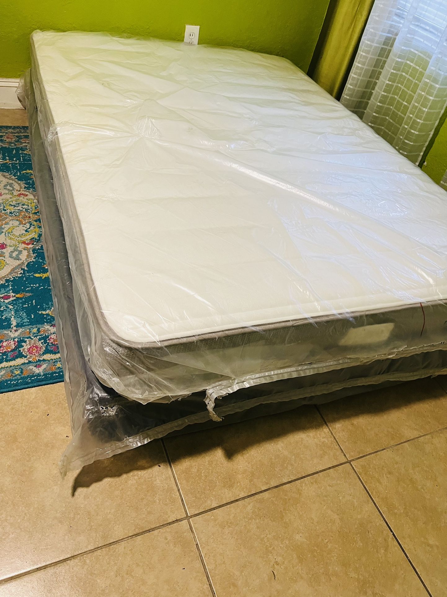 Colchon Queen Size Con Box Spring