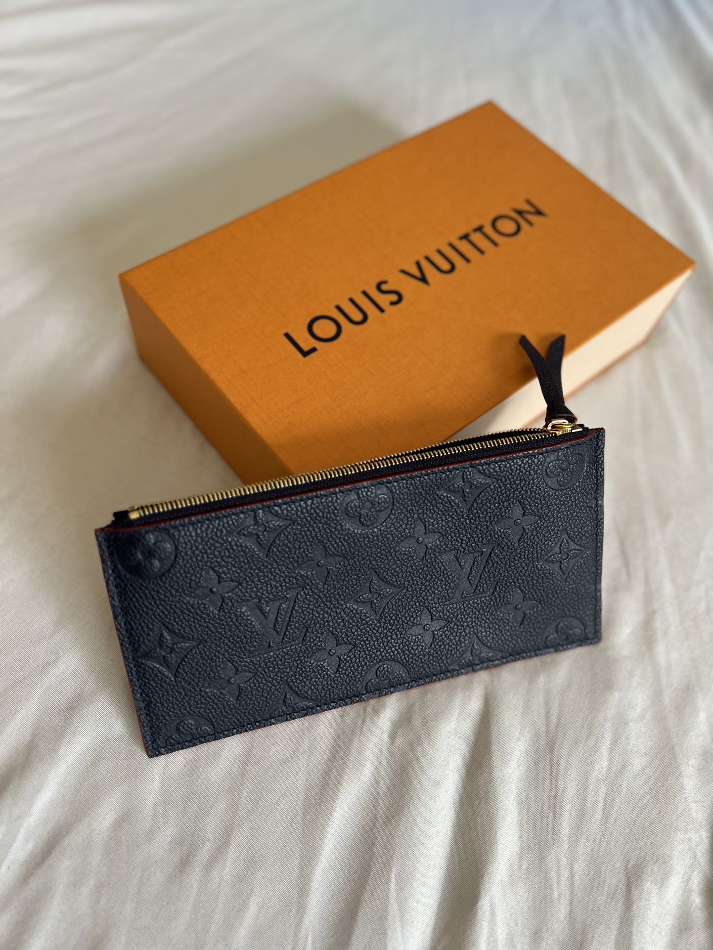 Louis Vuitton Felicia Pochette for Sale in Hacienda Heights, CA - OfferUp