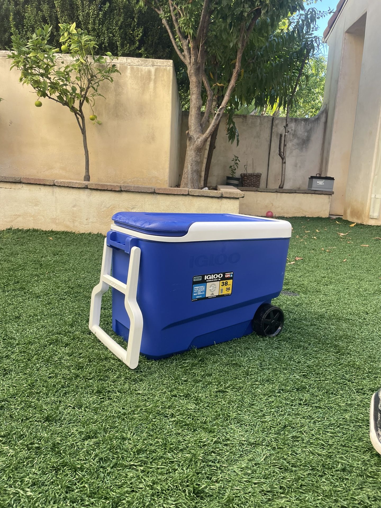 Igloo Wheelie Ice Chest 