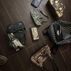 Purses And Wallets 