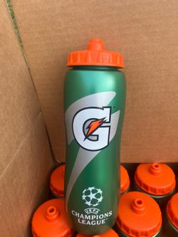 Gatorade squeeze bottles