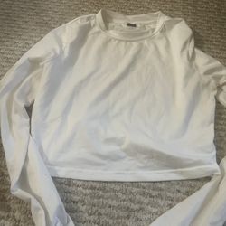 Women’s Shein Cropped Long-sleeve Size Small