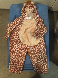 Giraffe costume