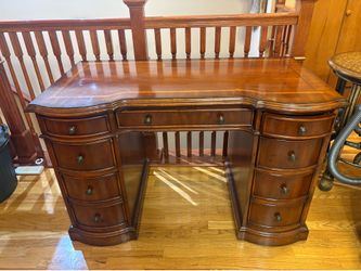 Hooker Furniture Cherry Knee-Hole Desk Bow Front