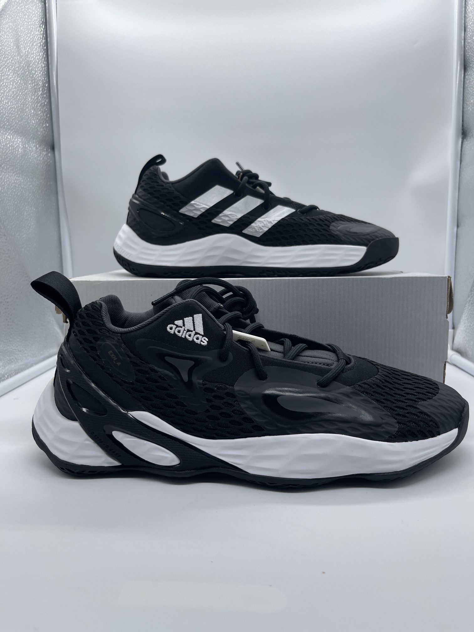 Adidas - 'Exhibit A' Basketball Shoes ( Mens 9.5 | Womens 10.5 )