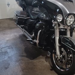 2014 Harley Davidson Flhtk