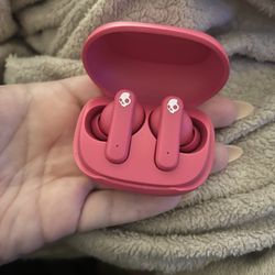 Pink Skullcandy Smokin Buds