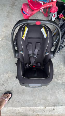 Graco Infant Car seat