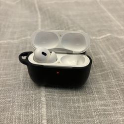 Apple AirPod Pro 2nd Generation Case And Left AirPod Included 