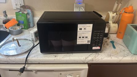 Compact microwave