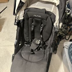 Nuna Tavo stroller