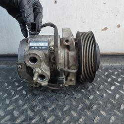 Freightliner M2 A/C compressor