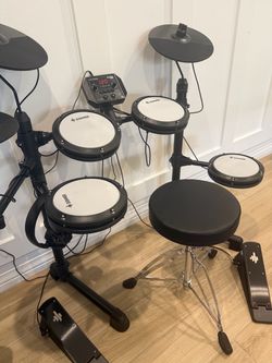 Donner Drum Set