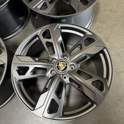 22 Inch Porsche Cayenne Style Rims Gunmetal Grey Wheels 22x9.5/11.5 ET70 5x130 Set Of 4 New