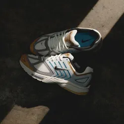 * NEW * Men's Nike Air Pegasus 2005 * size 10.5 WHITE MSRP $155+