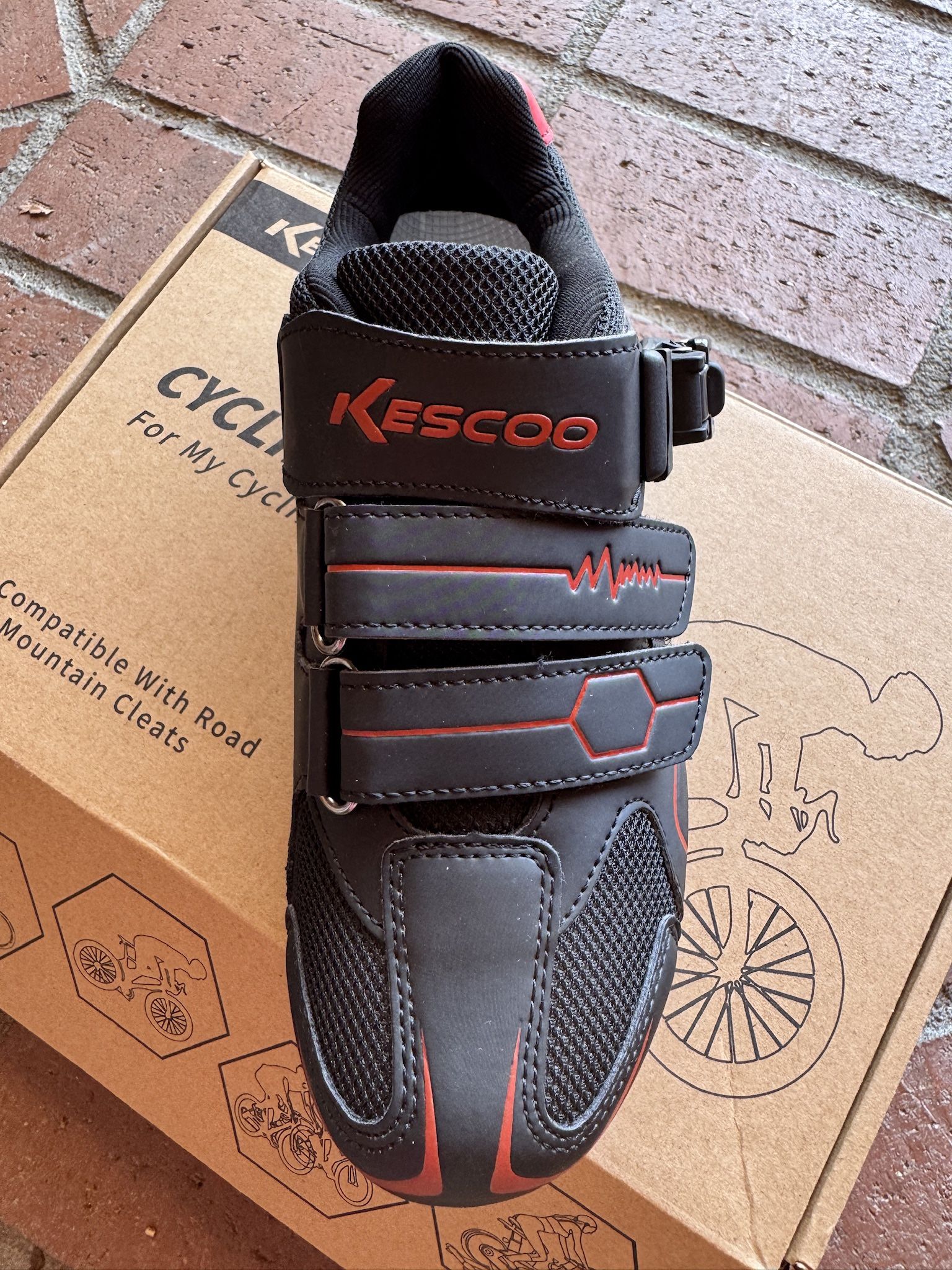 Unisex Cycling Shoes New In Box Sz 6.5 Women/5 Men