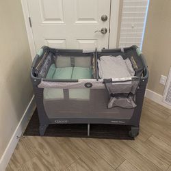 New Graco Pack and Play Pack n Play Change n Carry Playard