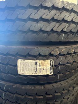 11R22.5 Trailer Tire