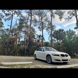 2010 BMW 3 Series · 335i xDrive Sedan 4D