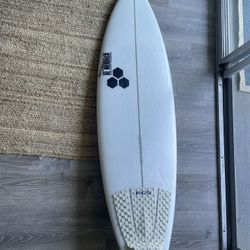 Shortboard