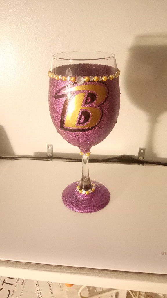 HOME MADE BALTIMORE RAVEN'S GLASS..... CHECK OUT MY PAGE FOR MORE ITEMS