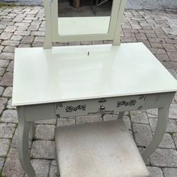 Vanity Desk