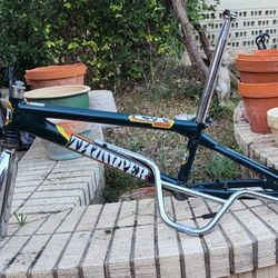 2000 GT Thumper BMX Bike Frame Set 