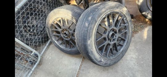 3 wheels