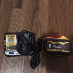 Dewalt Flex Volt 9.0 Battery And Charger Combo